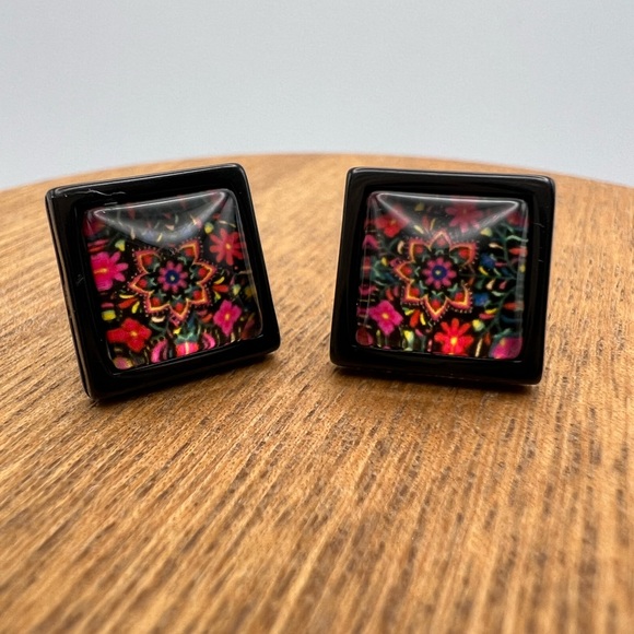 Classic Round & Square Stud Earrings - Black and Floral Stud Earrings - Picture 13 of 13